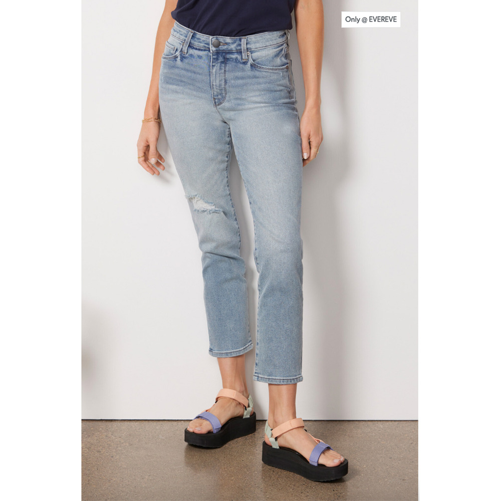 EVEREVE NWT Ever Straight Denim Light Wash Denim Jean // 00